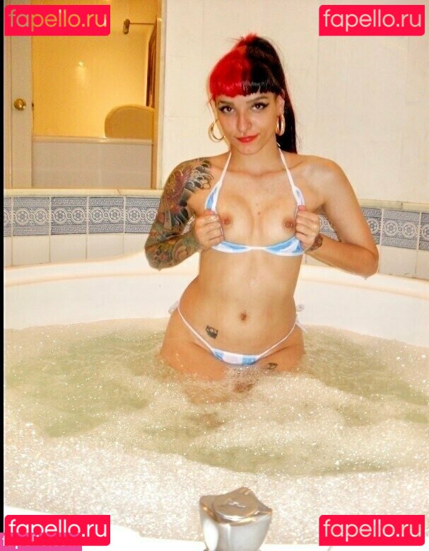 emmablackk / emmablackkof Onlyfans Photo Gallery 