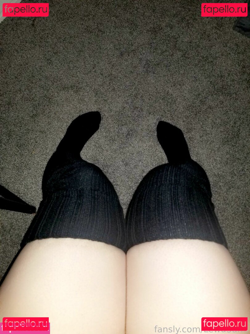 LewdSumi Onlyfans Photo Gallery 