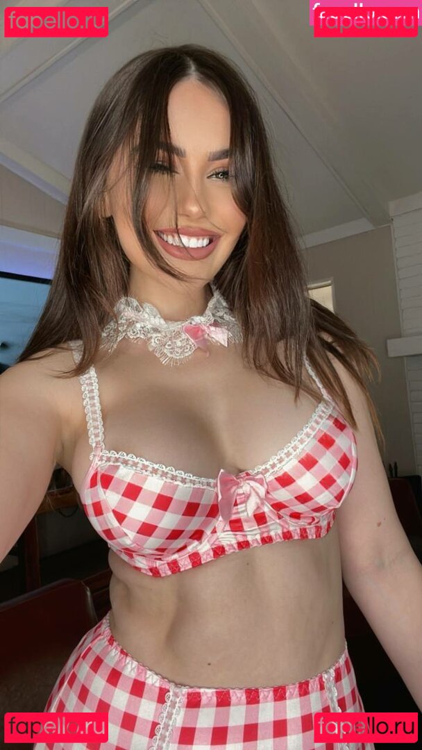 Olivia Mae / oliviamaebae / theoliviamaexo Onlyfans Photo Gallery 