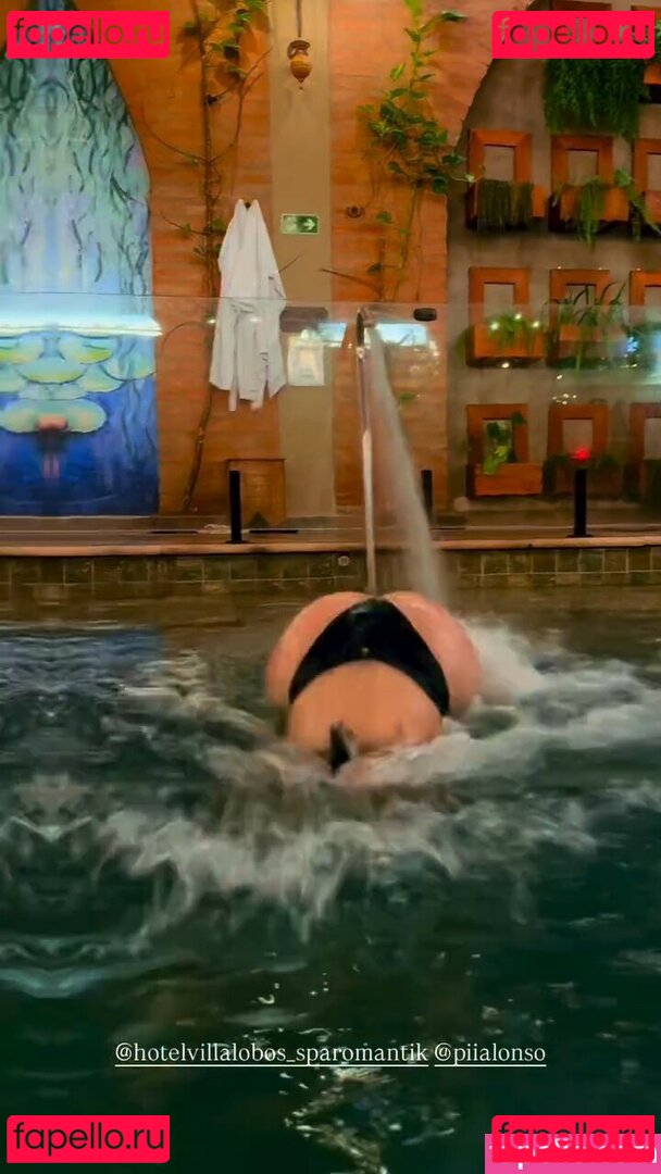 Renata Schneider / renata.c.schneider Onlyfans Photo Gallery 