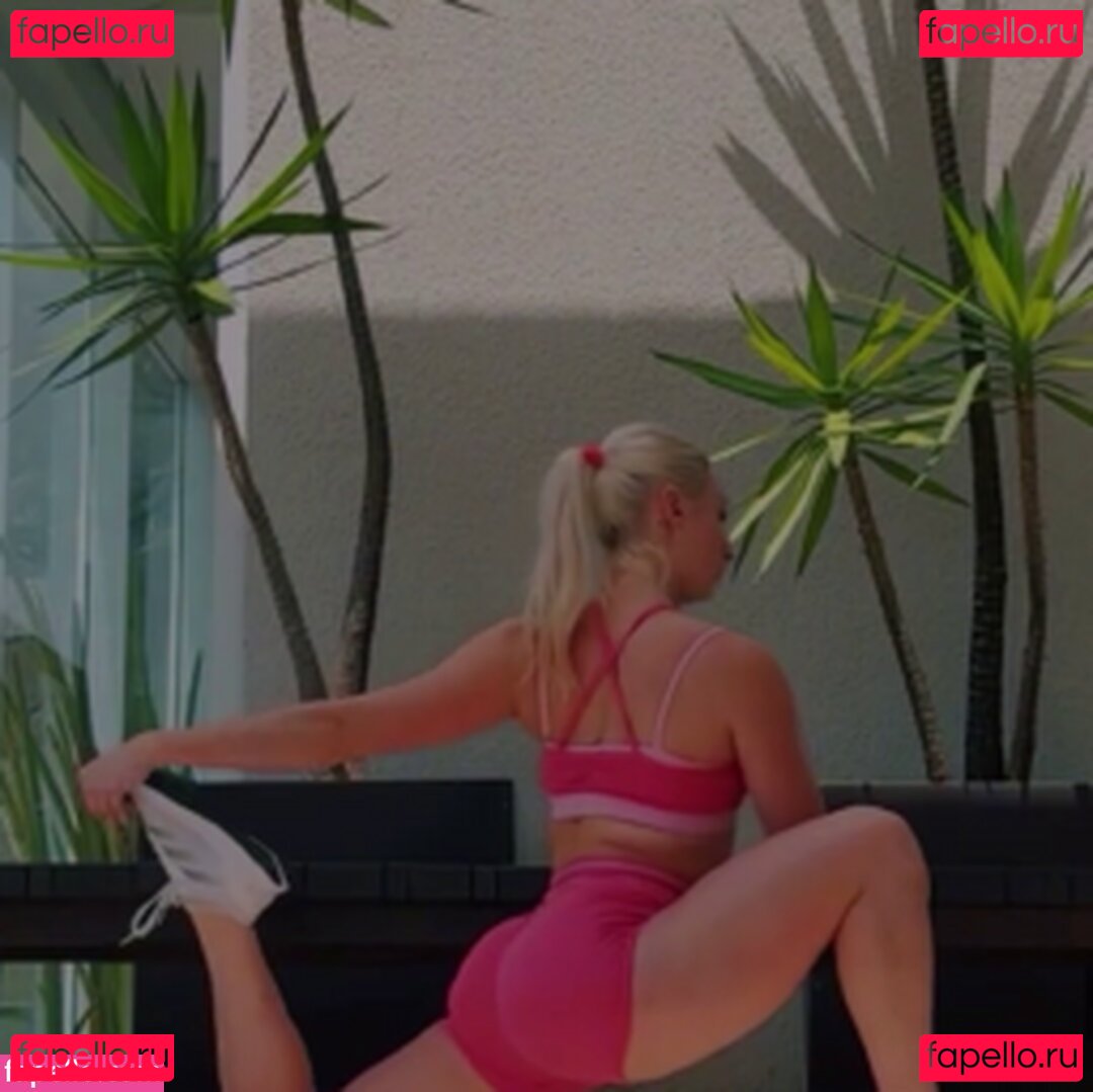Renata Schneider Nude Onlyfans Photo 9