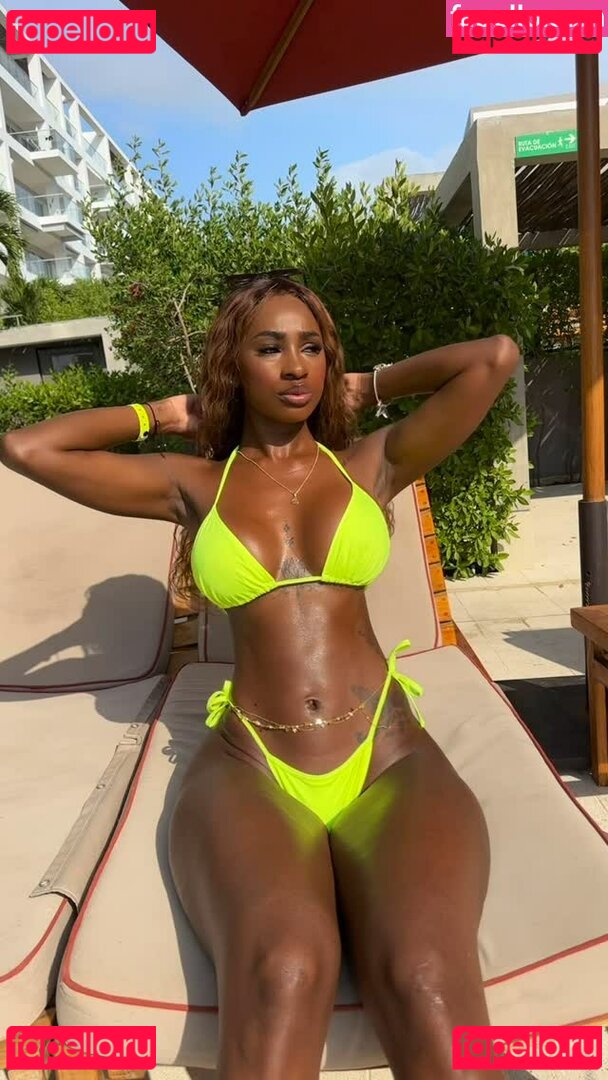 Barbielatina Nude Onlyfans Photo 36