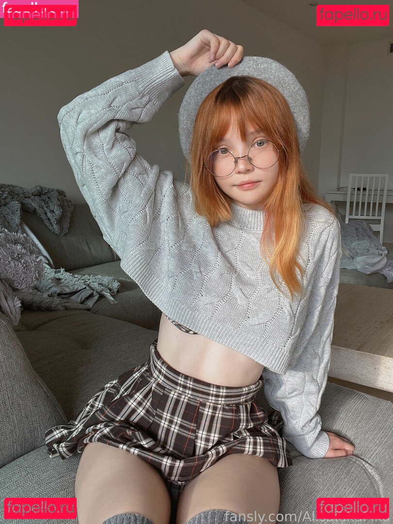 AlisaPikaPika Nude Onlyfans Photo 40