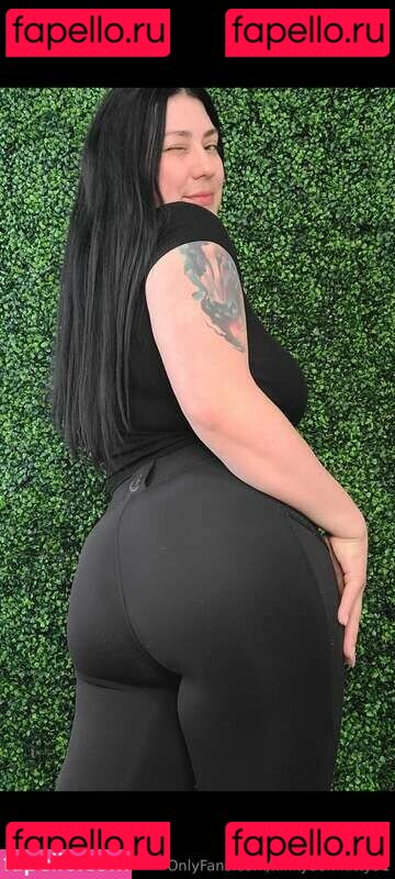GiantessJulia Nude Onlyfans Photo 3