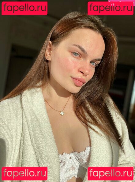 your.lina / your.lina.bambina Onlyfans Photo Gallery 