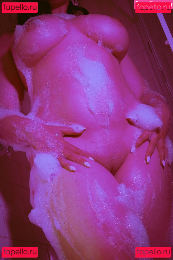 Stefania Ferrario Nude Onlyfans Photo 37