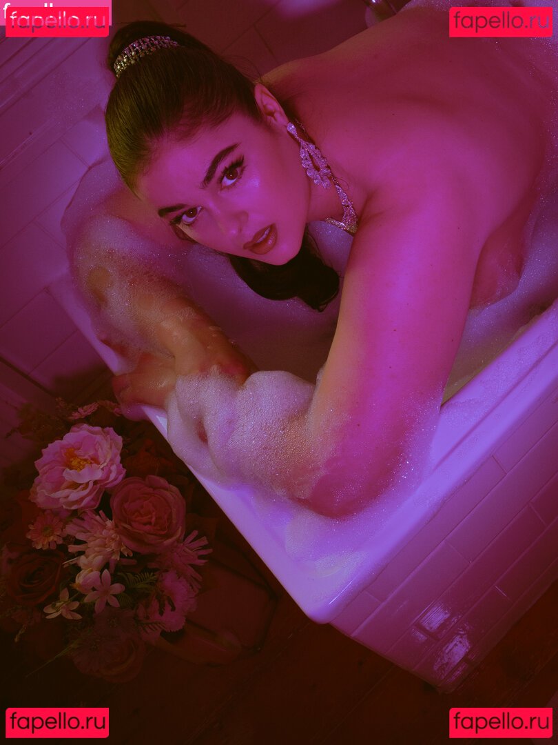 Stefania Ferrario Nude Onlyfans Photo 31