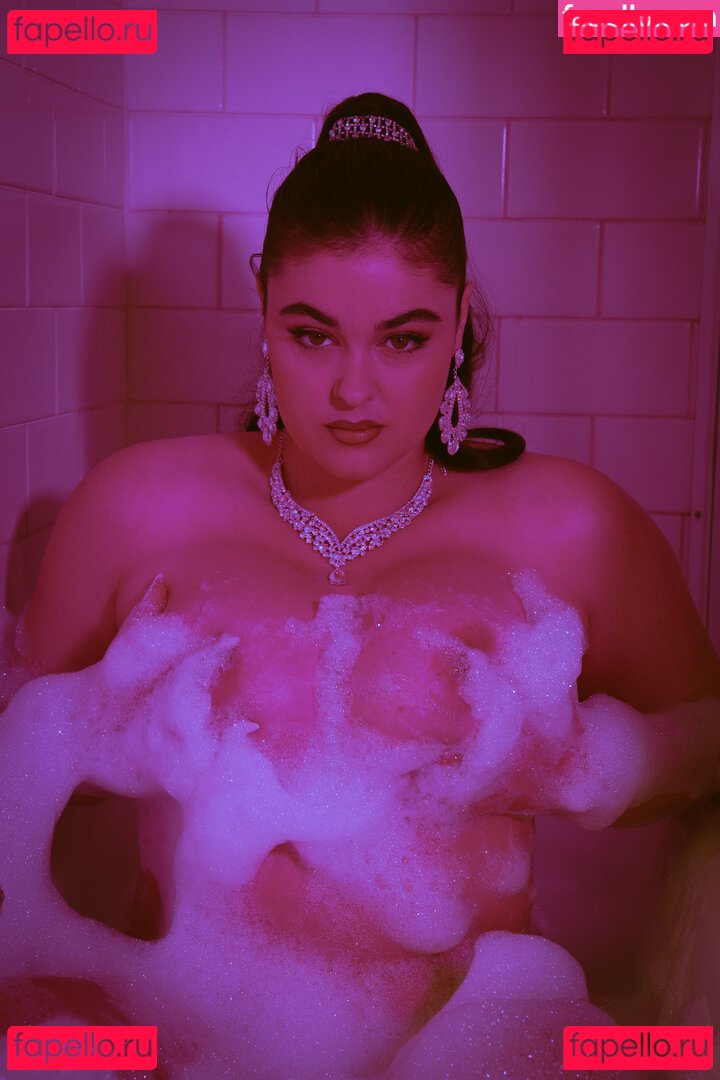 Stefania Ferrario Nude Onlyfans Photo 26