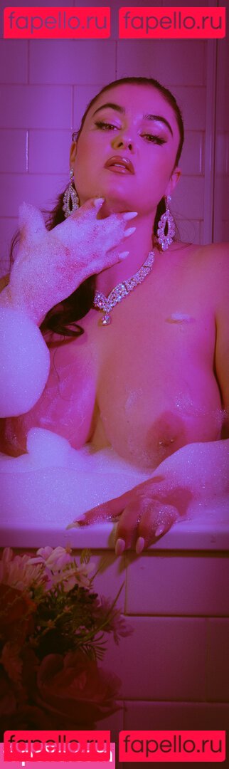 Stefania Ferrario Nude Onlyfans Photo 19
