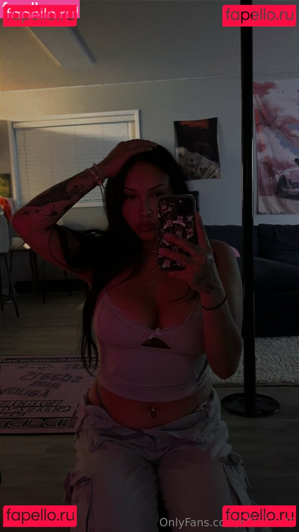Amika Elise Nude Onlyfans Photo 14