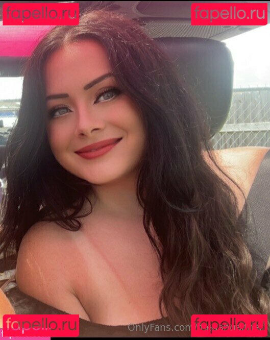 meganelizabethgaither / megangaither Onlyfans Photo Gallery 