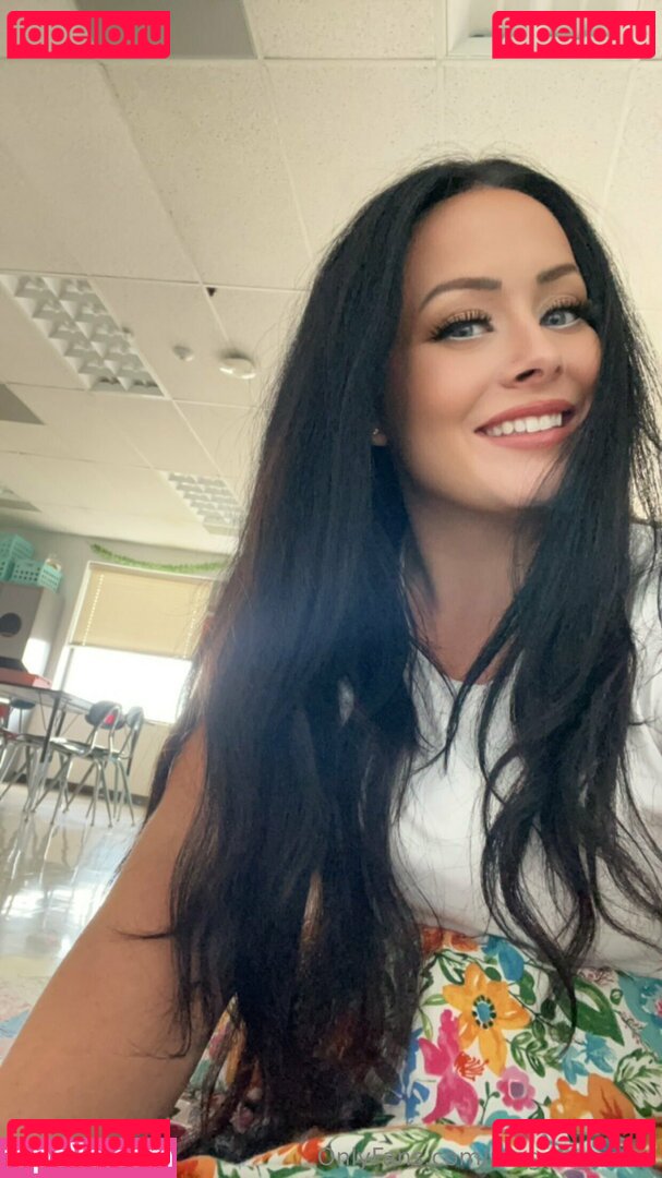 meganelizabethgaither / megangaither Onlyfans Photo Gallery 