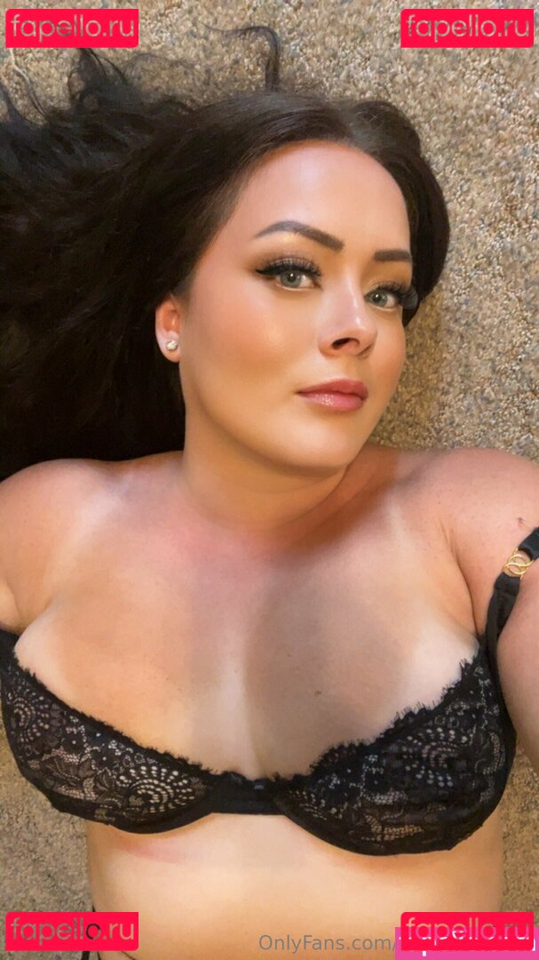 meganelizabethgaither / megangaither Onlyfans Photo Gallery 