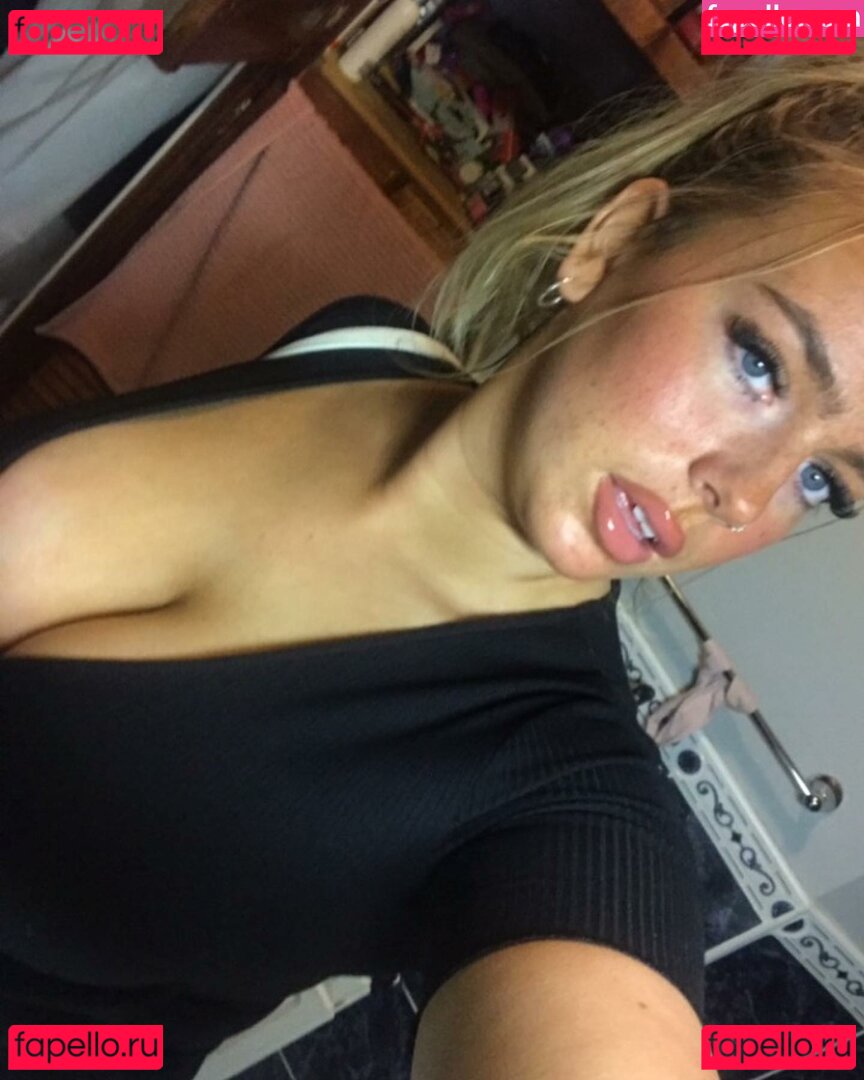 Megan Mcdonnell Nude Onlyfans Photo 49