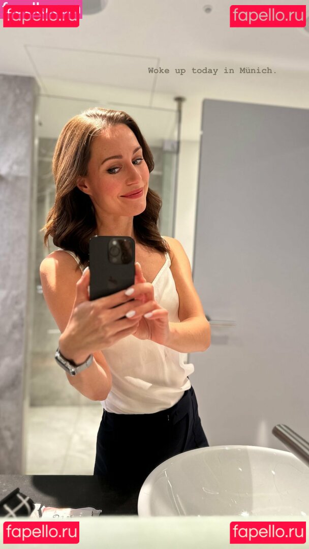 Politicians Female / alexandramhunt / wpleadersorg Onlyfans Photo Gallery 