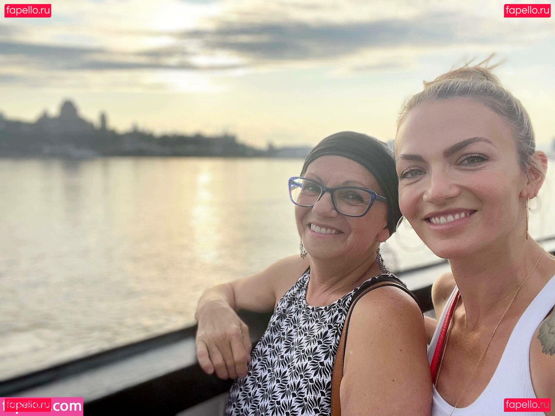 Isabelle Desjardins / isalechat Onlyfans Photo Gallery 