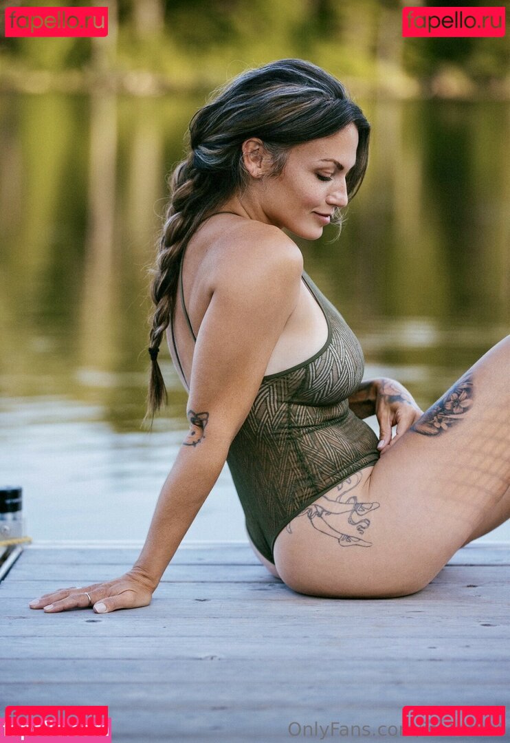 Isabelle Desjardins Nude Onlyfans Photo 48