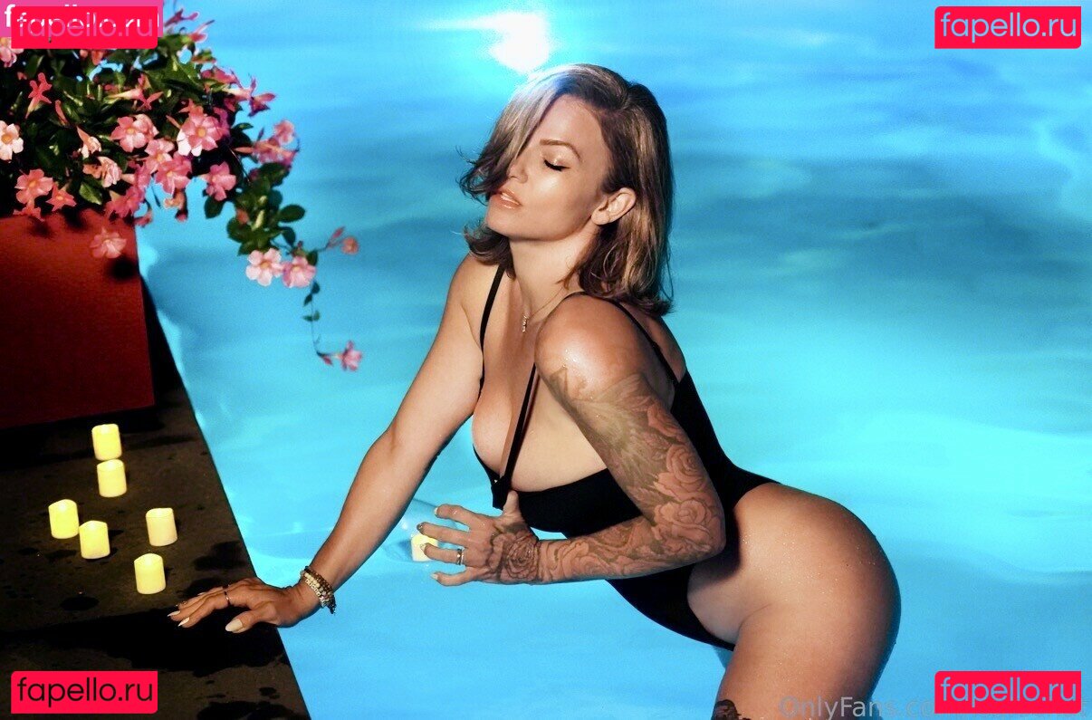 Isabelle Desjardins Nude Onlyfans Photo 11