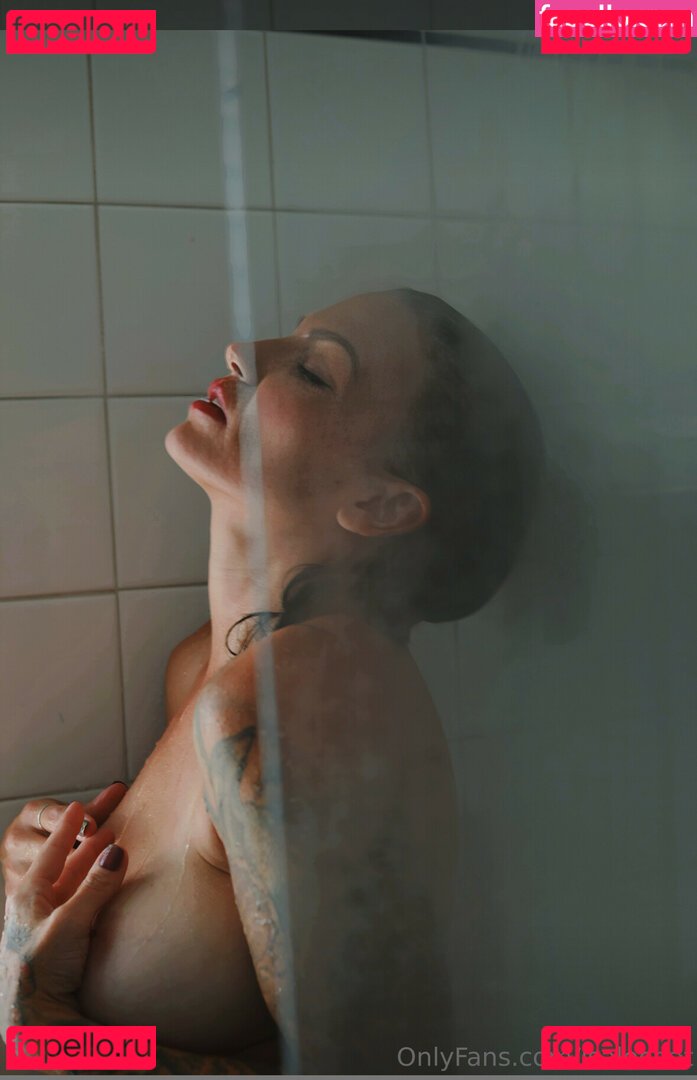 Isabelle Desjardins Nude Onlyfans Photo 8