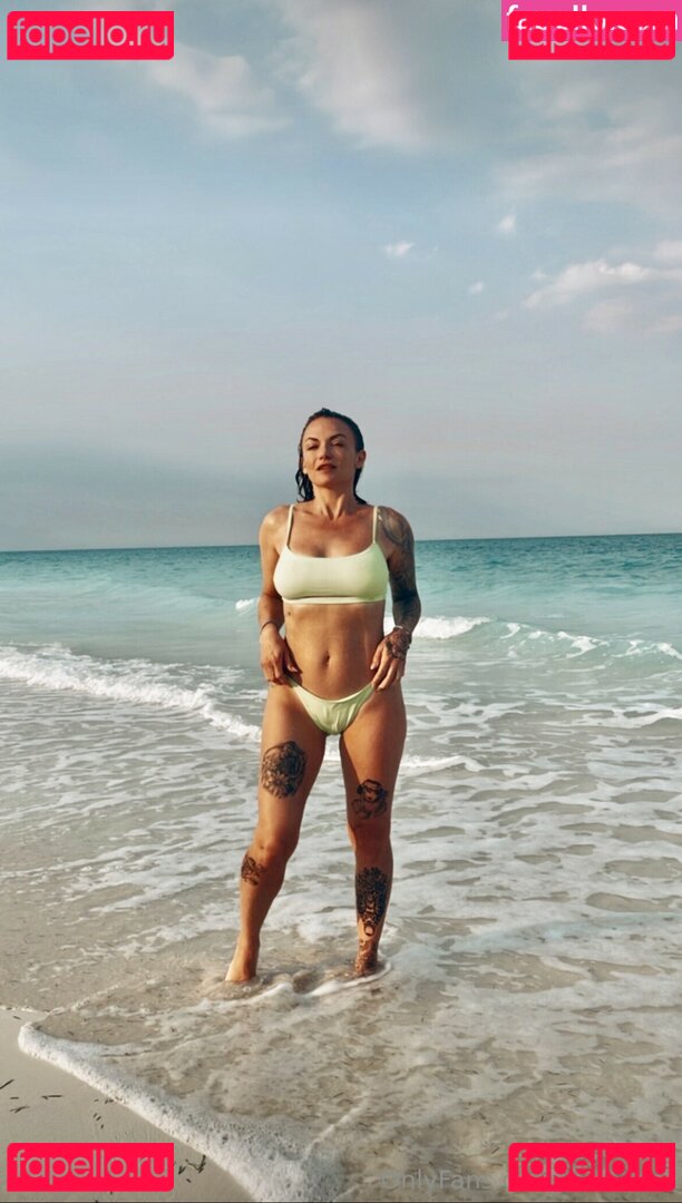 Isabelle Desjardins Nude Onlyfans Photo 6