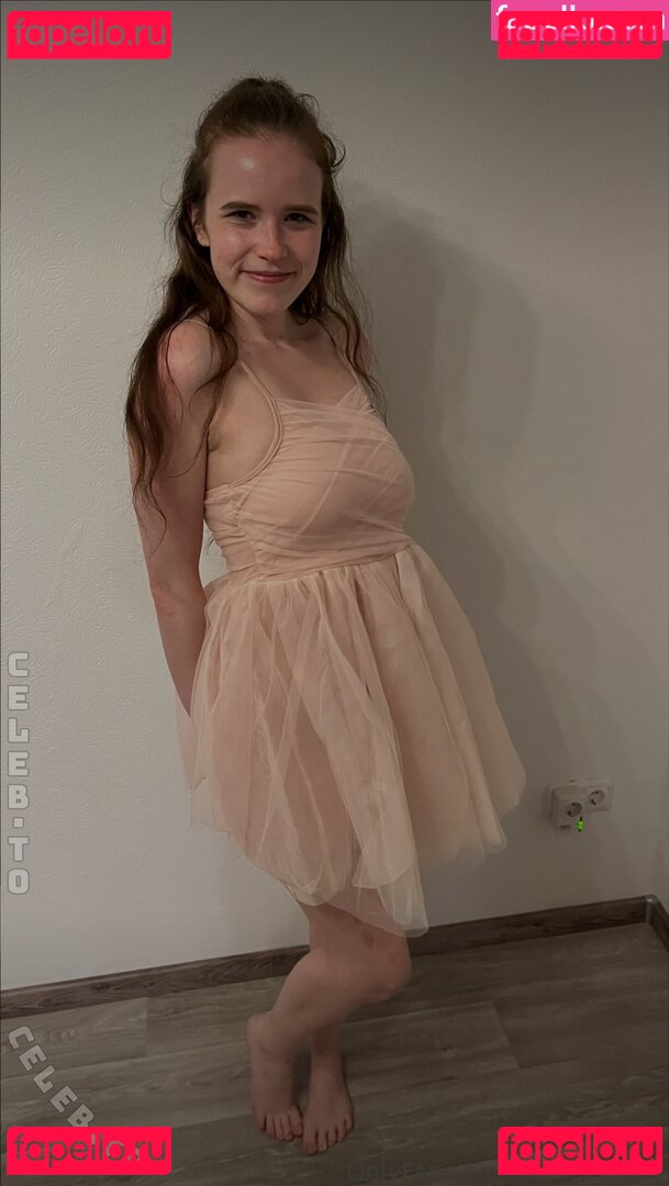 Princesxlilly / princesslilyx Onlyfans Photo Gallery 