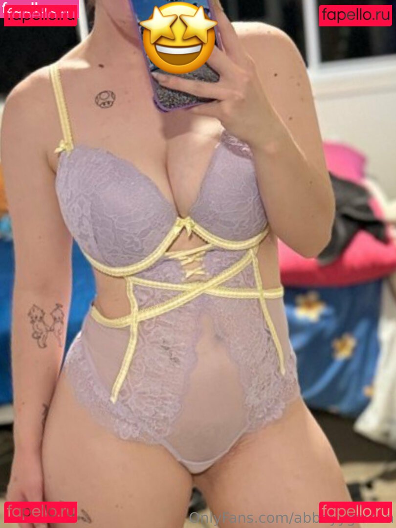 AbbeyyGwenn Nude Onlyfans Photo 24