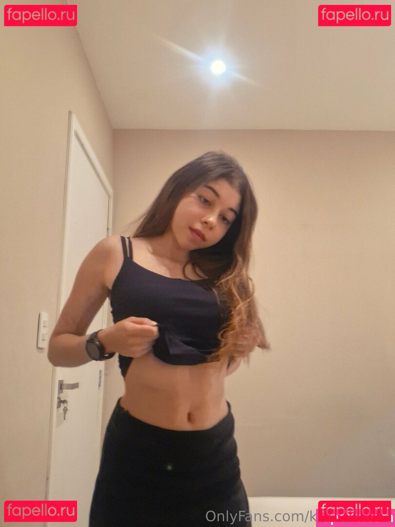 kira18years Nude Onlyfans Photo 12
