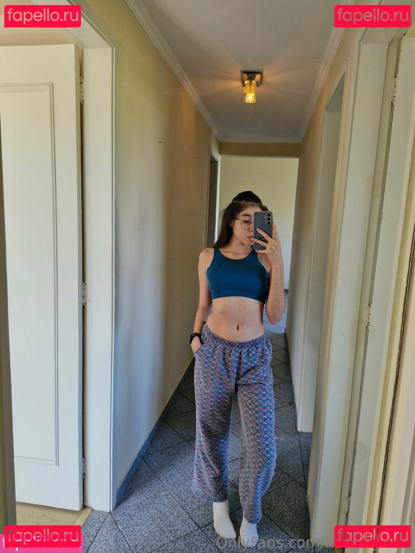 kira18years Nude Onlyfans Photo 9