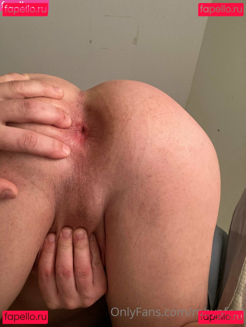 robin.fynn / robynfem Onlyfans Photo Gallery 