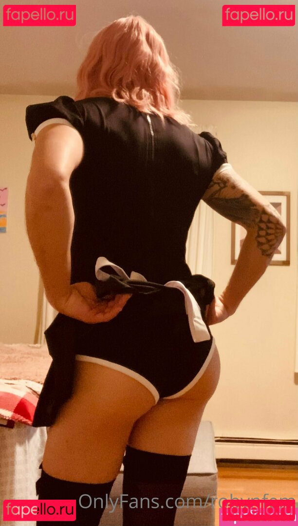 robin.fynn / robynfem Onlyfans Photo Gallery 