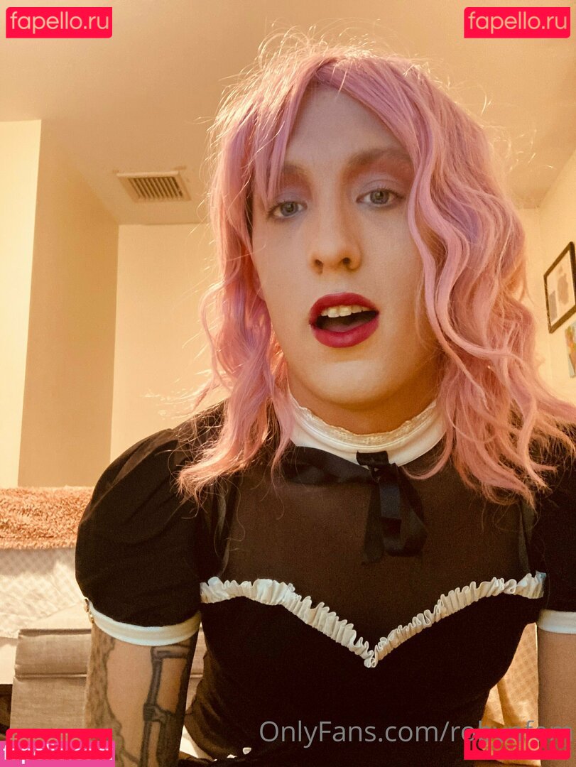 robin.fynn / robynfem Onlyfans Photo Gallery 