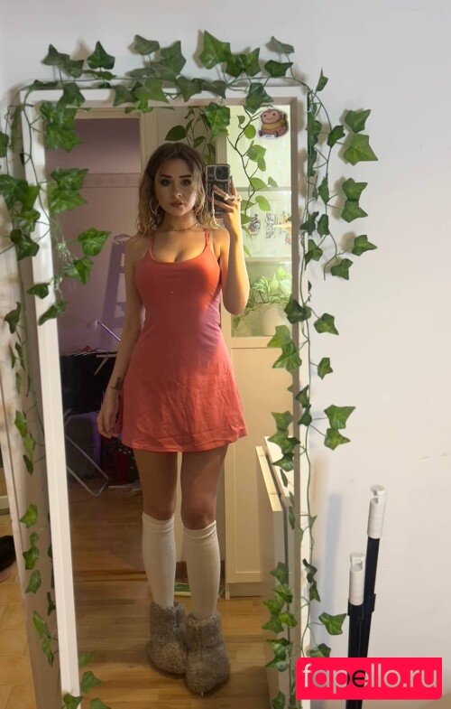 elina / elinatwitch Nude Onlyfans Photo 13