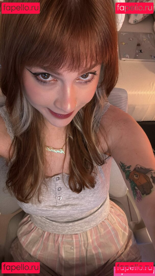 Amanda Toledo / MandsToledo / holydope Onlyfans Photo Gallery 