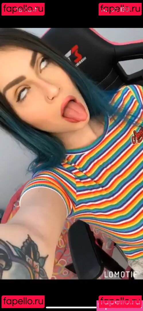 Amanda Toledo / MandsToledo / holydope Onlyfans Photo Gallery 