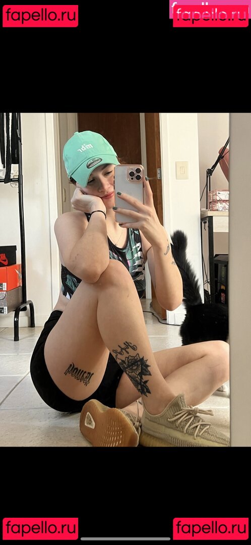 Amanda Toledo / MandsToledo / holydope Onlyfans Photo Gallery 