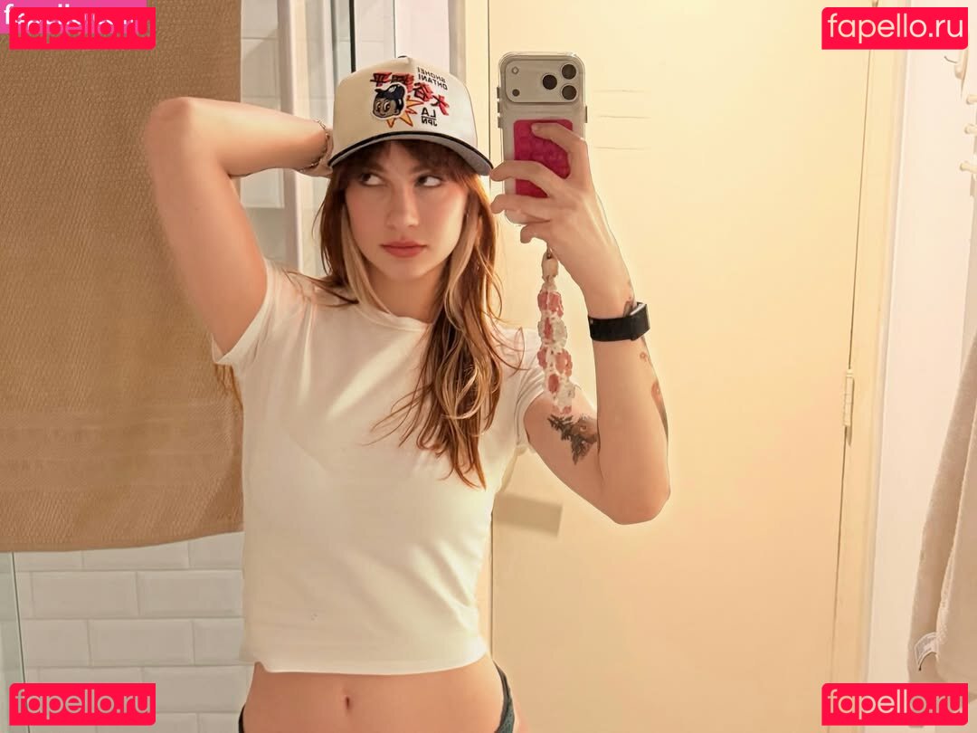 Amanda Toledo / MandsToledo / holydope Onlyfans Photo Gallery 