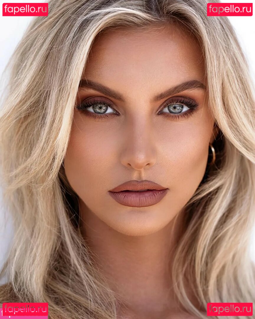 Allison Mason / ally.m.mason / allypie117 Onlyfans Photo Gallery 