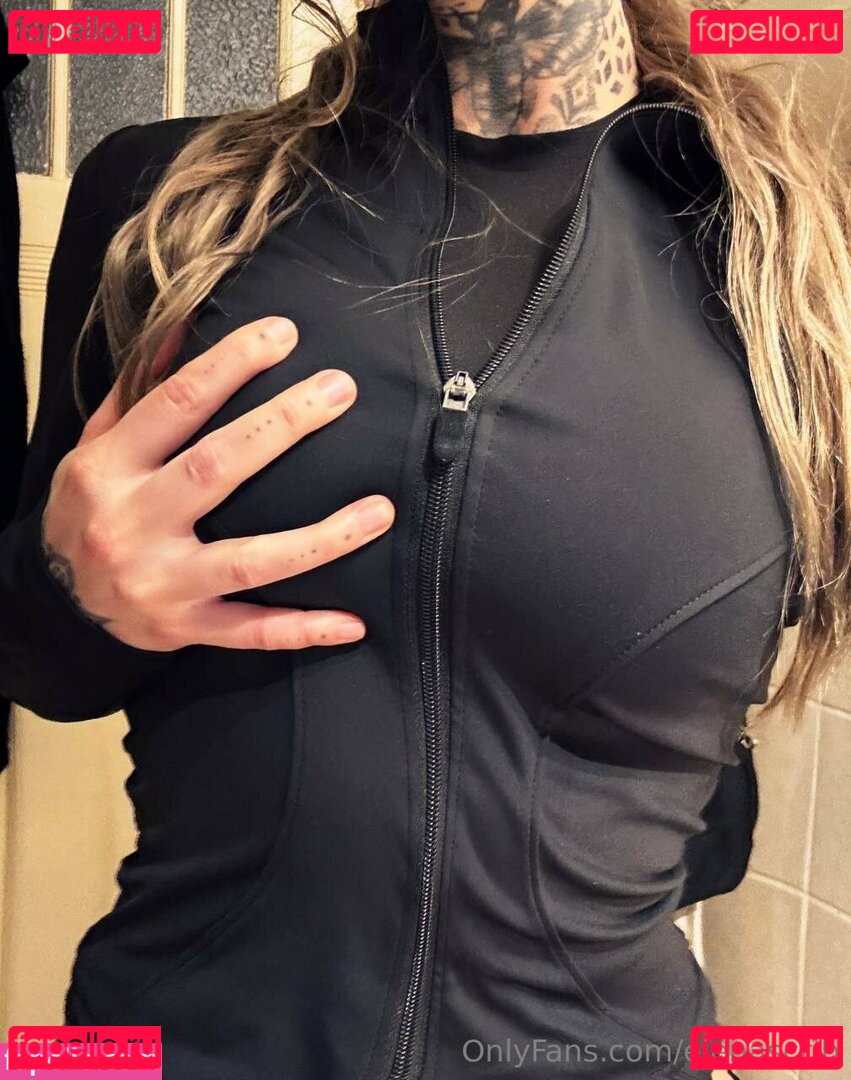 elenas_crib / elenascrib Onlyfans Photo Gallery 