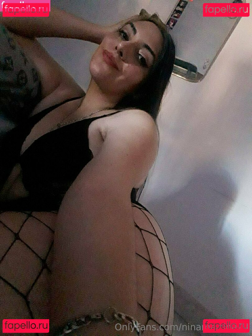ninamartin23 / ninamartine23 Onlyfans Photo Gallery 
