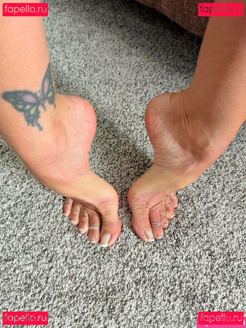 annareign / theannareign Nude Onlyfans Photo 13