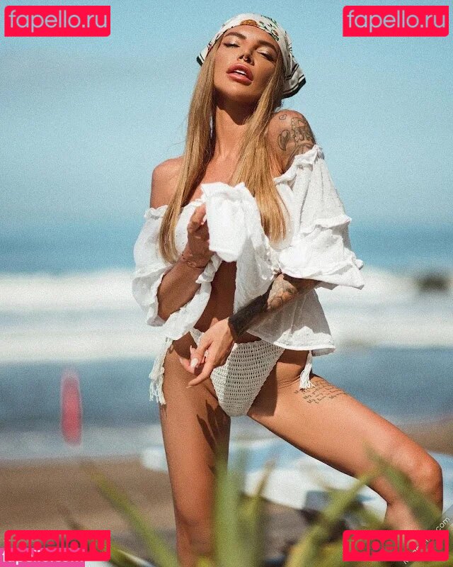 Ann Aksyuk Onlyfans Photo Gallery 