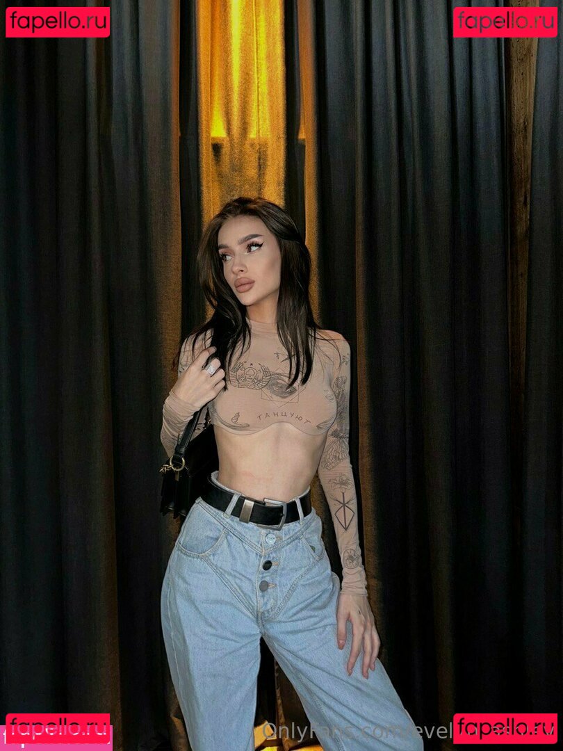 evelyn_ashley Onlyfans Photo Gallery 