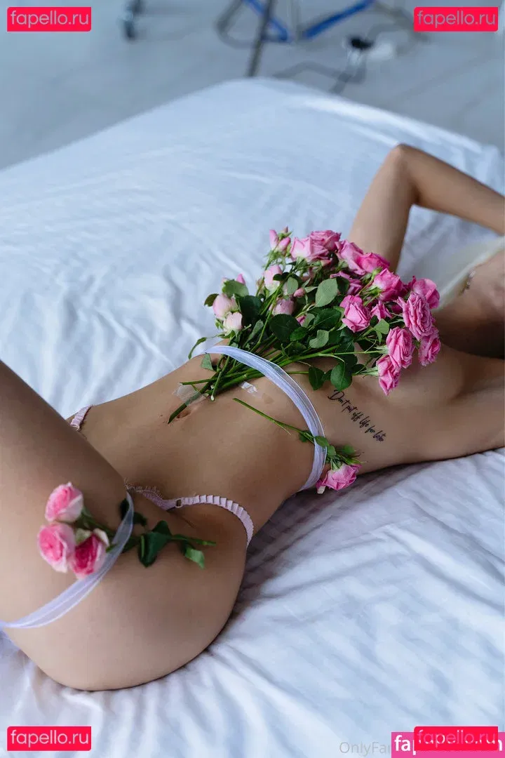 Laura Mädler Onlyfans Photo Gallery 