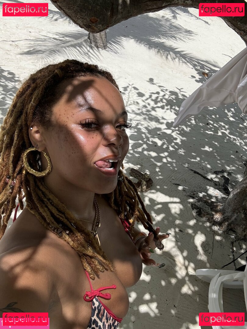 jaden.alexiis / jadenam01 / lotusfllower Onlyfans Photo Gallery 