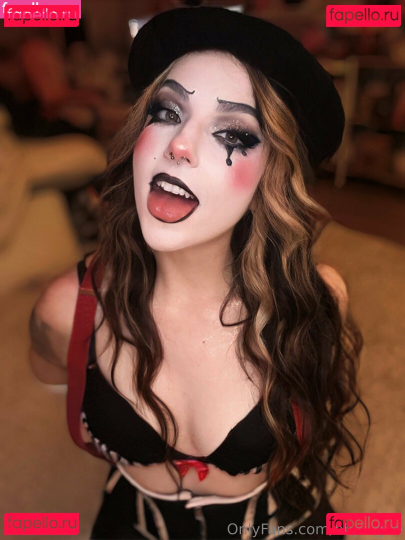 Slimthicccsenpai / bbplague Nude Onlyfans Photo 32