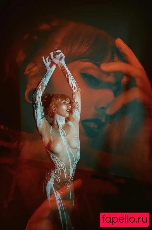 ChristinaCreeps / spooky.juice Nude Onlyfans Photo 5