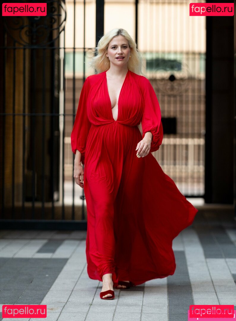 Pixie Lott / pixielott Nude Onlyfans Photo 56