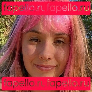 Juliakbarni / missmiapeaches Onlyfans Photo Gallery 