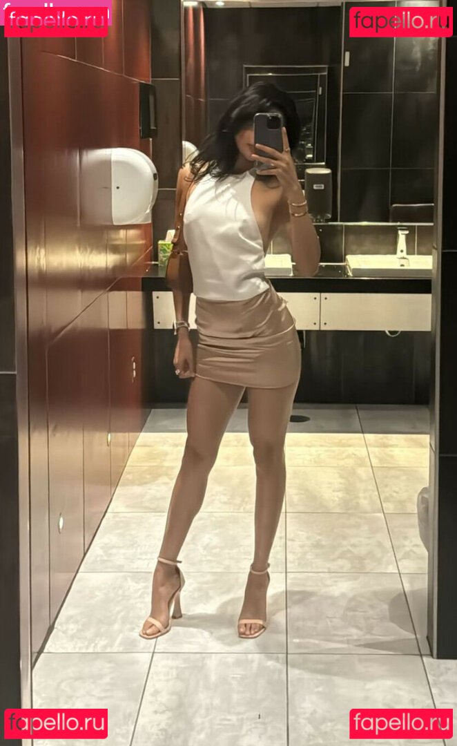 Mira Patel / mirapatelll Onlyfans Photo Gallery 