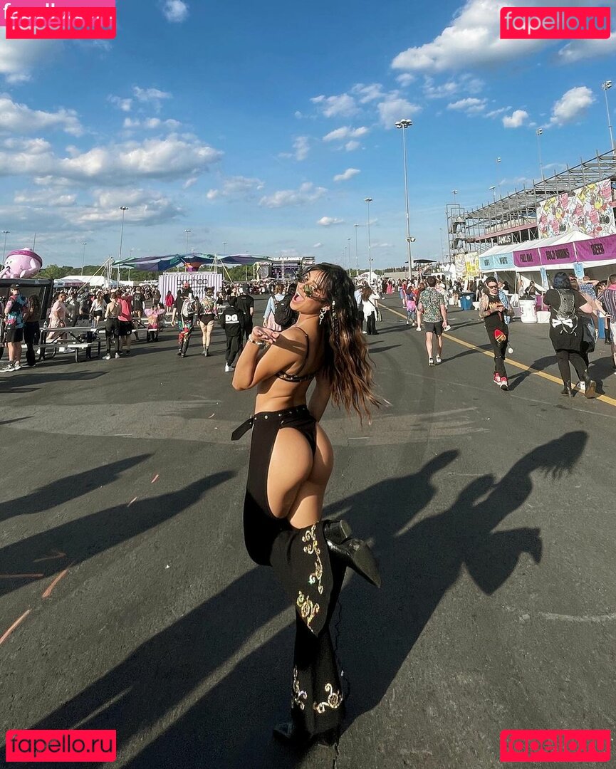 Mira Patel / mirapatelll Onlyfans Photo Gallery 